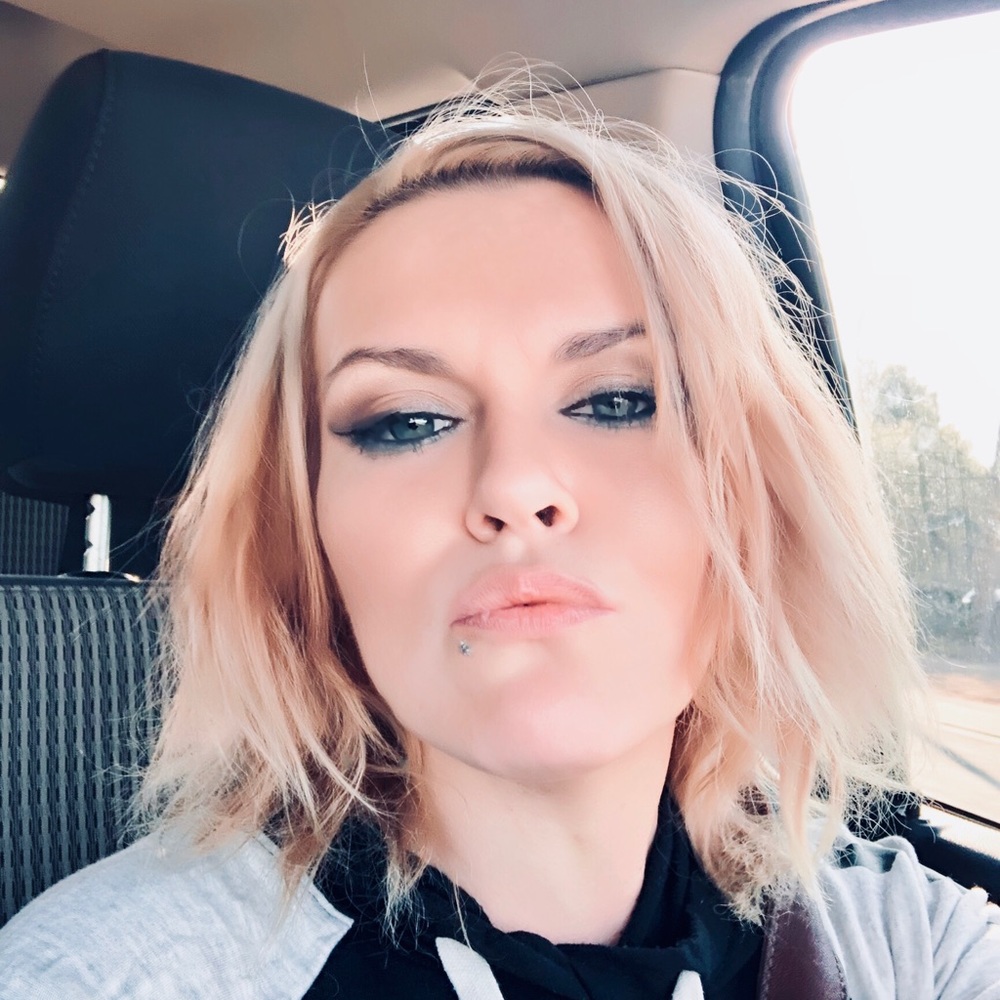 Meet your Posher, Randi